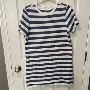 Old Navy women’s t shirt dress Blue and White Striped Tee